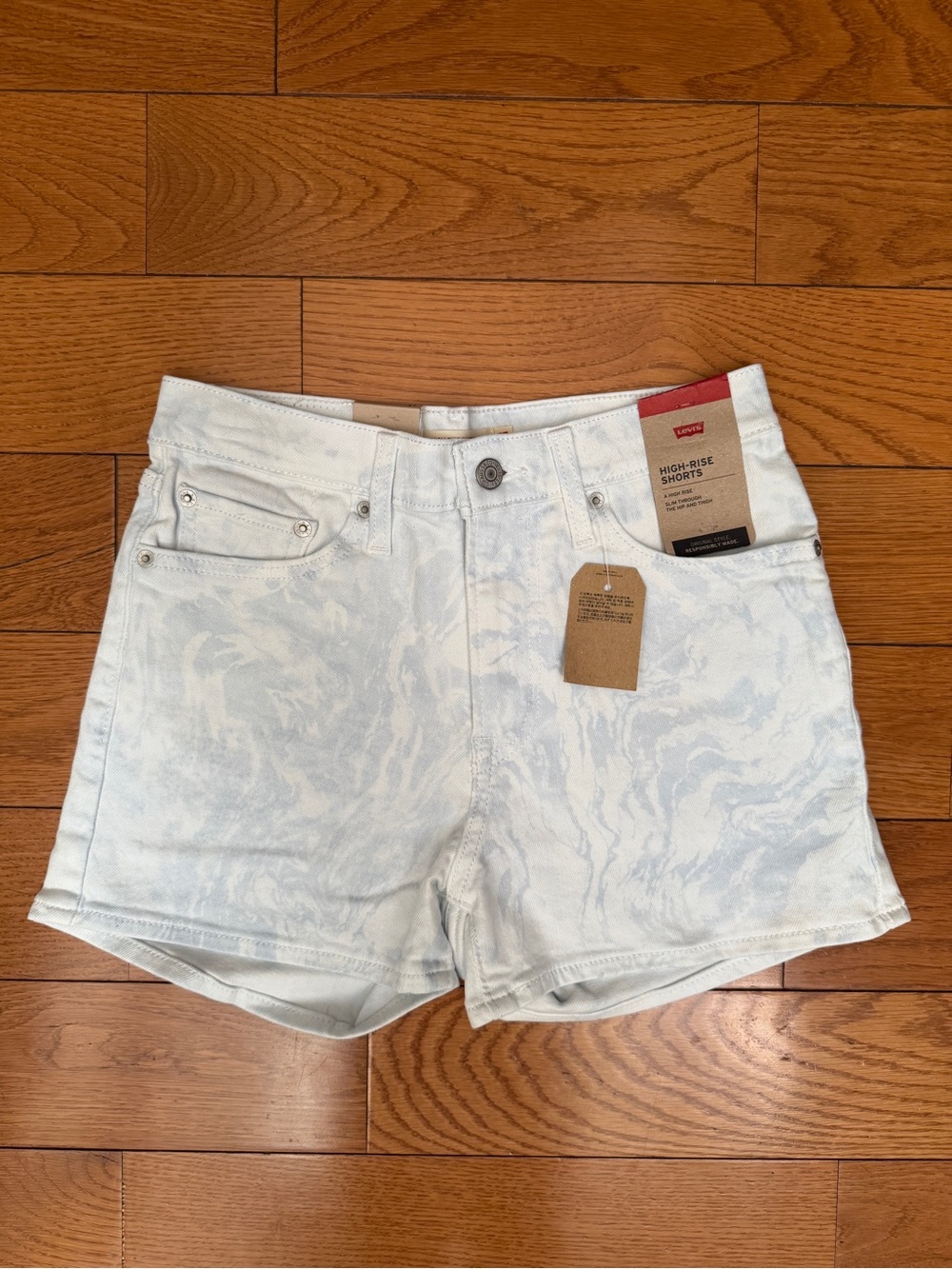 Levi's Women's High-Rise Marble Wash Shorts